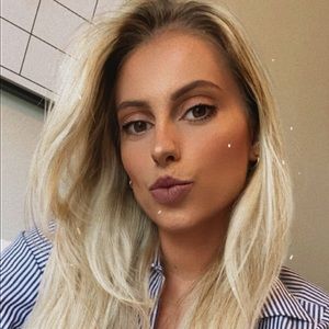 Meet your Posher, Bruna